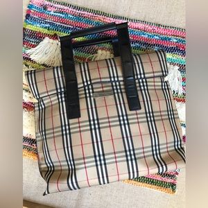 BURBERRY handbag.